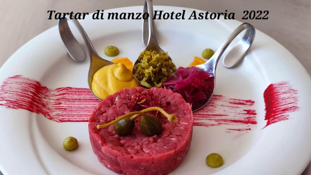 Hotel Astoria Бібіоне Екстер'єр фото