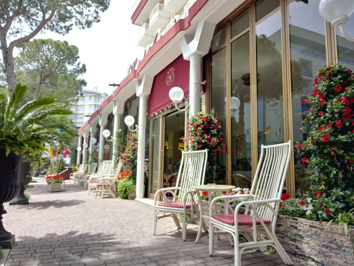 Hotel Astoria Бібіоне Екстер'єр фото